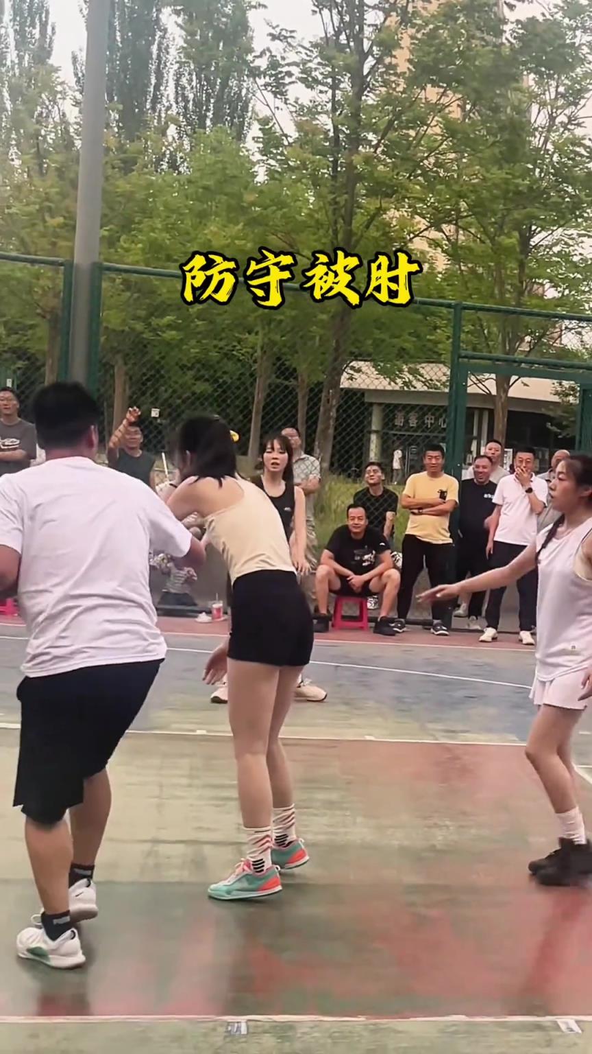 不懂就問：吧友們和女生打野球會(huì)上對抗嗎